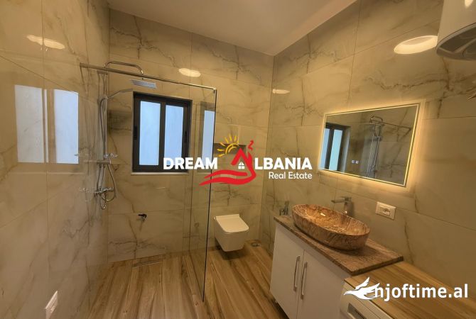 Shtepi me qera Apartament ne Tirane, 2+1, Mobilimi E mobiluar, Pagesa 600  Euro.