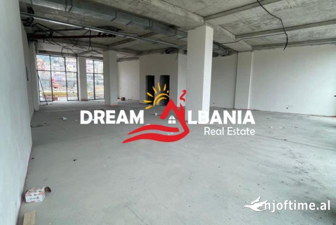 Ambient biznesi me qera 1+1 ne Tirane - 4,000 Euro