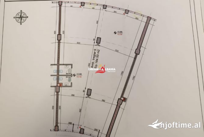 Ambient biznesi me qera 1+1 ne Tirane - 4,000 Euro