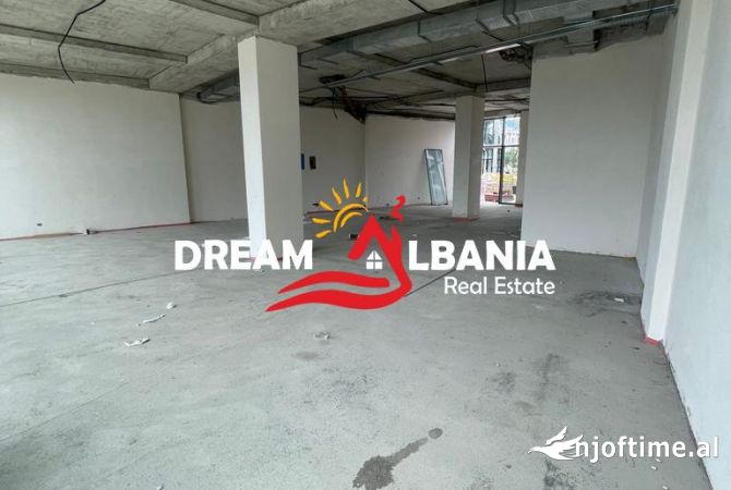 Ambient biznesi me qera 1+1 ne Tirane - 4,000 Euro