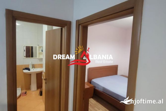 Shtepi me qera 2+1 ne Tirane - 560 Euro