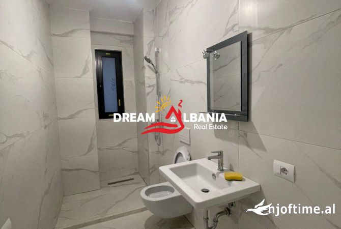 Ambjent Biznesi/Zyre me Qera ne Porcelan, Ne Pallat te Ri (ID 4231441)