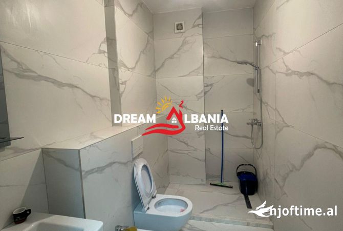 Ambjent Biznesi/Zyre me Qera ne Porcelan, Ne Pallat te Ri (ID 4231441)