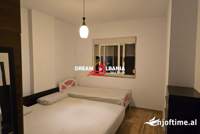 Shtepi ne shitje Apartament ne Tirane, 1+1, Mobilimi E mobiluar, Pagesa 98,000  Euro.
