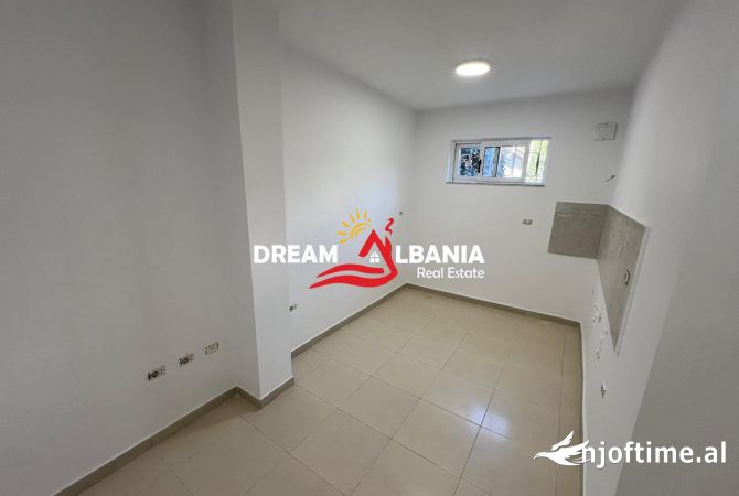 Shtepi me qera 1+1 ne Tirane - 590 Euro