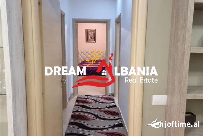 Shtepi me qera Apartament ne Tirane, 2+1, Mobilimi E mobiluar, Pagesa 470  Euro.