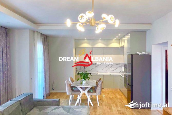Shtepi me qera 5+1 ne Tirane - 4,000 Euro