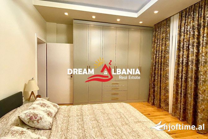 Shtepi me qera 5+1 ne Tirane - 4,000 Euro