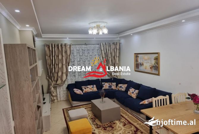 Shtepi me qera 2+1 ne Tirane - 470 Euro