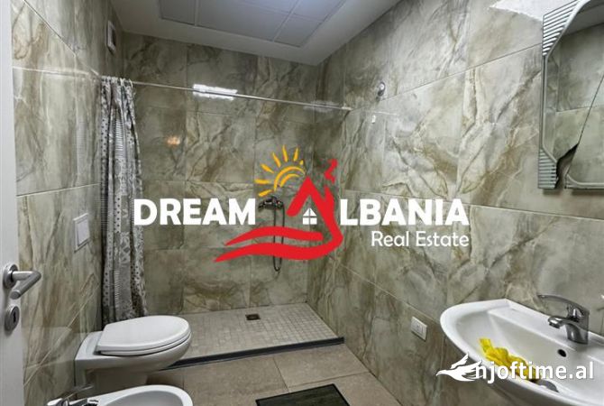 Shtepi me qera Apartament ne Tirane, 2+1, Mobilimi E mobiluar, Pagesa 700  Euro.
