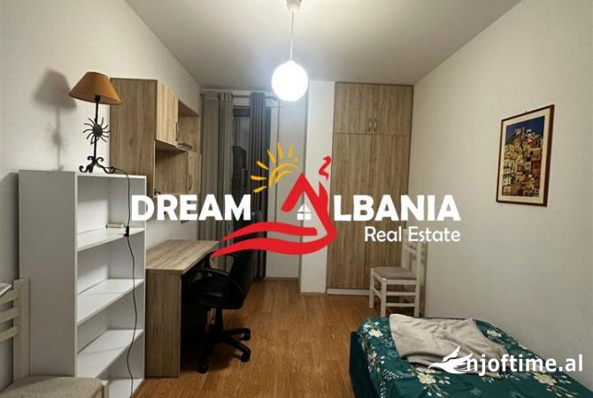 Shtepi me qera 2+1 ne Tirane - 700 Euro