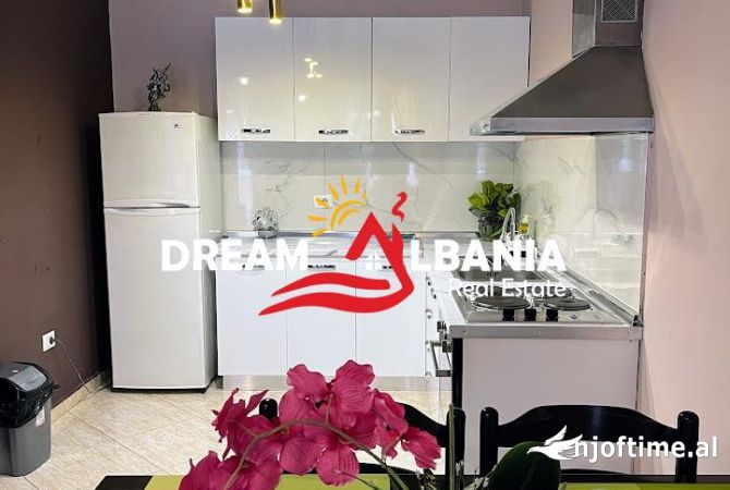 Shtepi me qera 1+1 ne Tirane - 900 Euro