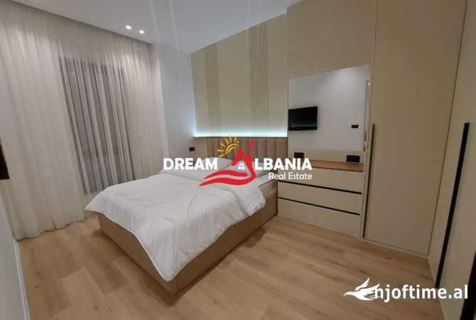 Shtepi me qera Apartament ne Tirane, 1+1, Mobilimi E mobiluar, Pagesa 750  Euro.