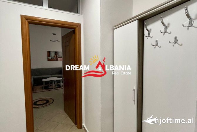 Shtepi me qera Apartament ne Tirane, 1+1, Mobilimi E mobiluar, Pagesa 550  Euro.