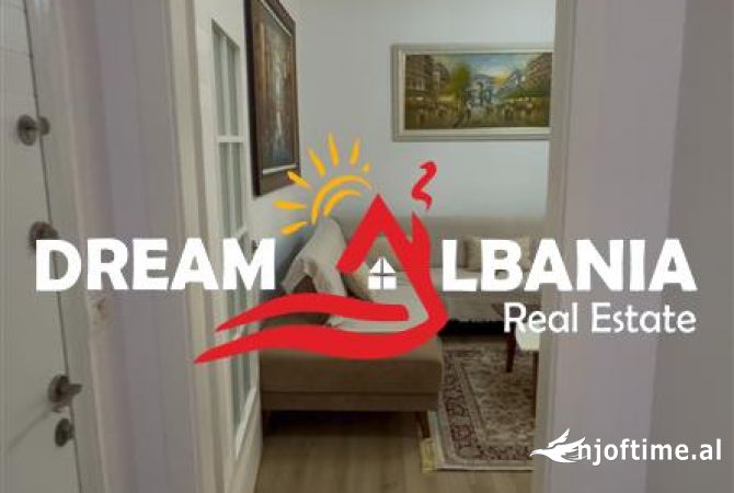 Shtepi me qera Apartament ne Tirane, 3+1, Mobilimi E mobiluar, Pagesa 900  Euro.