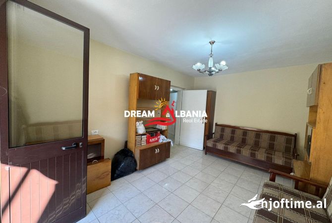 Shtepi me qera 2+1 ne Tirane - 50,000 Leke