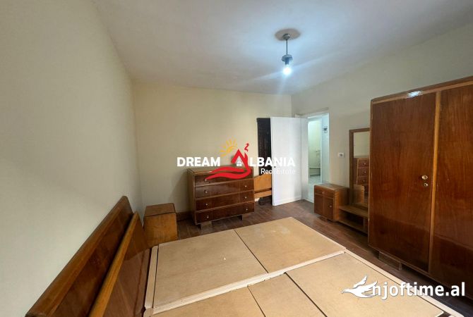 Shtepi me qera 2+1 ne Tirane - 50,000 Leke