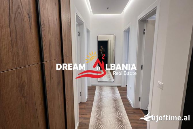 Shtepi me qera Apartament ne Tirane, 2+1, Mobilimi E mobiluar, Pagesa 1,000  Euro.