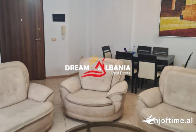 Shtepi me qera 2+1 ne Tirane - 700 Euro