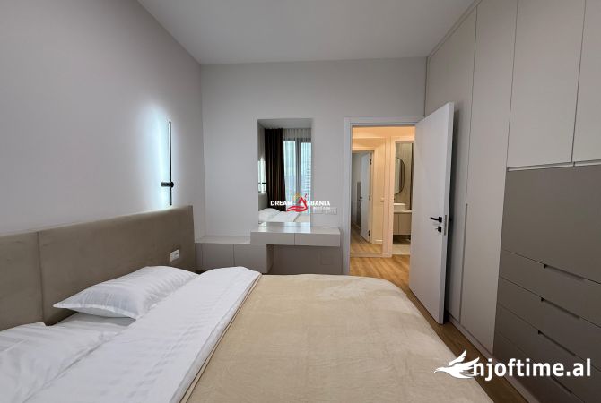Shtepi me qera Apartament ne Tirane, 2+1, Mobilimi E mobiluar, Pagesa 1,800  Euro.