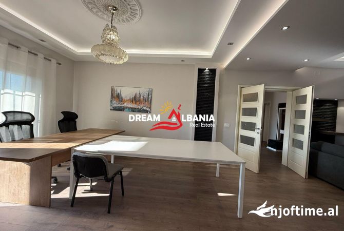 Godine 4 kateshe per HOTEL prane Spitalit Amerikan 2, Tirane (ID 4251380)