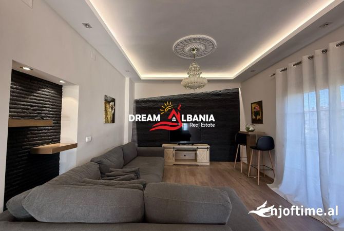 Business Property for Rent 5+1 in Tirana - 5,000 Euro