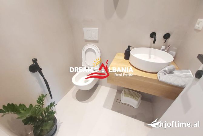 Shtepi me qera Apartament ne Tirane, 2+1, Mobilimi E mobiluar, Pagesa 1,000  Euro.