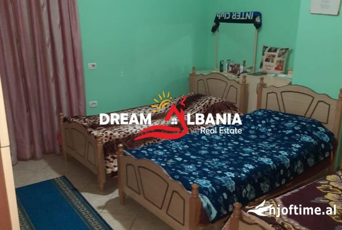 Shtepi ne shitje Apartament ne Tirane, 2+1, Mobilimi E mobiluar, Pagesa 202,000  Euro.