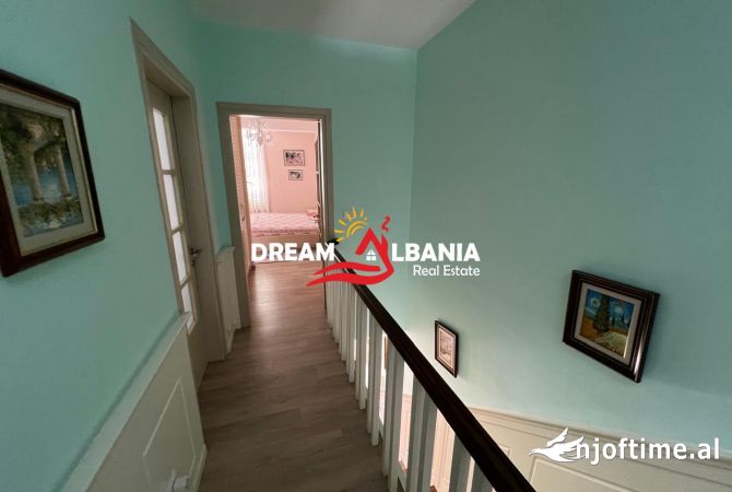 Shtepi ne shitje Apartament ne Tirane, 2+1, Mobilimi E mobiluar, Pagesa 270,000  Euro.