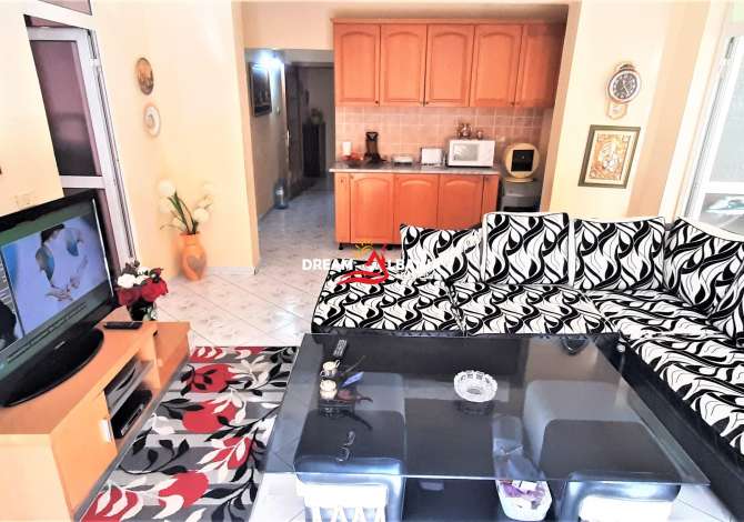 Shtepi ne shitje 4+1 ne Tirane - 83,000 Euro