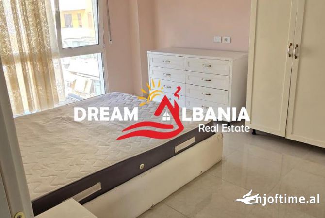 Shtepi ne shitje Apartament ne Tirane, 2+1, Mobilimi Pjeserisht e mobiluar, Pagesa 193,000  Euro.