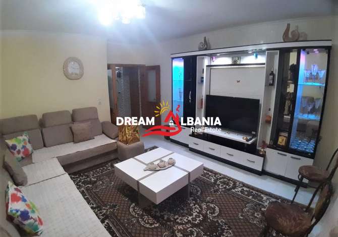 Shtepi ne shitje  ne Tirane, 2+1, Mobilimi Bosh, pa mobiluar, Pagesa 92,000  Euro.