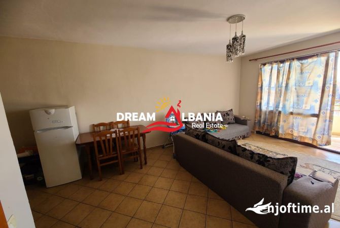 Shtepi me qera Apartament ne Tirane, 1+1, Mobilimi E mobiluar, Pagesa 400  Euro.