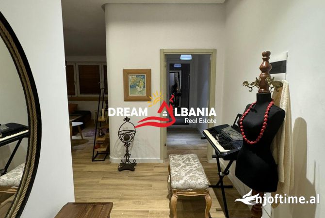 Shtepi me qera Apartament ne Tirane, 2+1, Mobilimi E mobiluar, Pagesa 800  Euro.