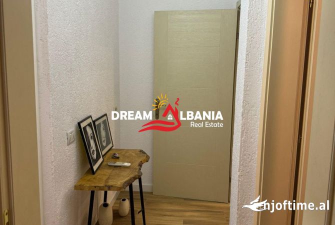 Shtepi me qera Apartament ne Tirane, 2+1, Mobilimi E mobiluar, Pagesa 800  Euro.