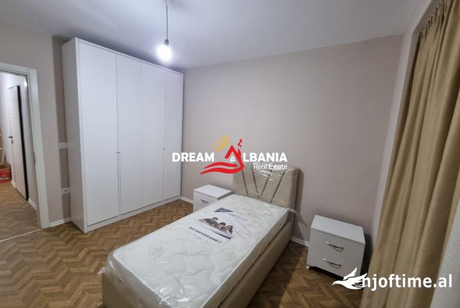 Shtepi me qera Apartament ne Tirane, 2+1, Mobilimi E mobiluar, Pagesa 600  Euro.