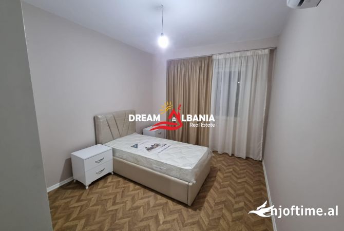 Shtepi me qera Apartament ne Tirane, 2+1, Mobilimi E mobiluar, Pagesa 600  Euro.