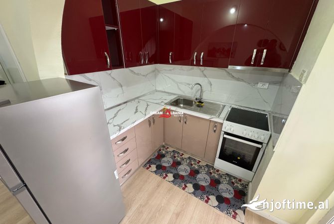 Shtepi me qera 1+1 ne Tirane - 40,000 Leke