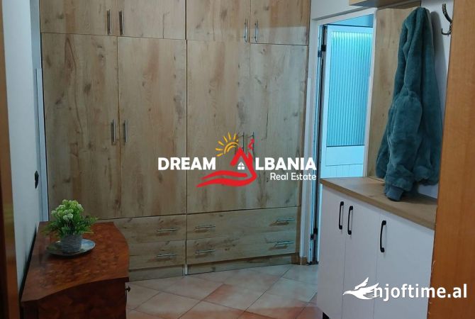 Shtepi me qera Apartament ne Tirane, 1+1, Mobilimi E mobiluar, Pagesa 450  Euro.