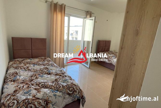 Shtepi ne shitje Apartament ne Tirane, 2+1, Mobilimi E mobiluar, Pagesa 189,000  Euro.