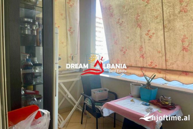 Shtepi ne shitje Apartament ne Tirane, 2+1, Mobilimi E mobiluar, Pagesa 139,000  Euro.