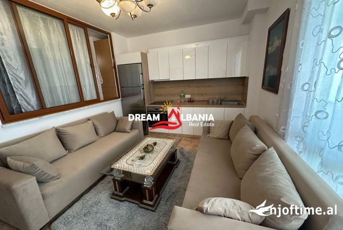 Shtepi me qera Apartament ne Tirane, 2+1, Mobilimi E mobiluar, Pagesa 600  Euro.