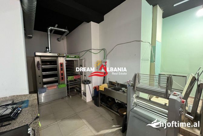 Ambjent biznesi me qera 1+1 ne Tirane - 2,000 Euro