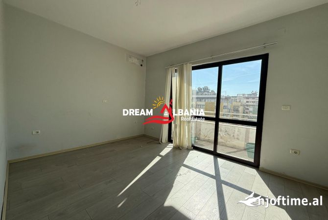 Ambient biznesi me qera 3+1 ne Tirane - 1,000 Euro