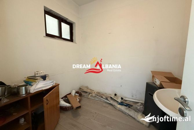 Ambjent per zyra me qera ne Bllok, prane Viles Enver (ID 42611278)