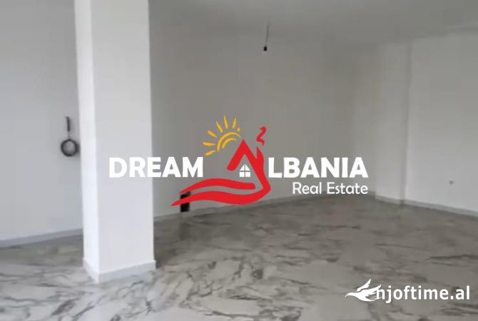 Ambjent per zyre me qera ne Rrugen Besim Alla, prane pallateve Cabej, ne Tirane (ID 42611274)