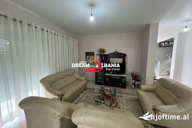 Shtepi ne shitje 7+1 ne Tirane - 549,000 Euro