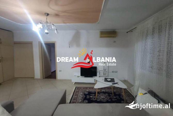 Shtepi me qera Apartament ne Tirane, 2+1, Mobilimi E mobiluar, Pagesa 750  Euro.