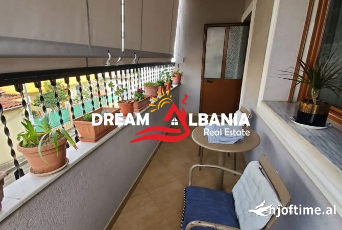 Shtepi me qera Apartament ne Tirane, 1+1, Mobilimi E mobiluar, Pagesa 500  Euro.