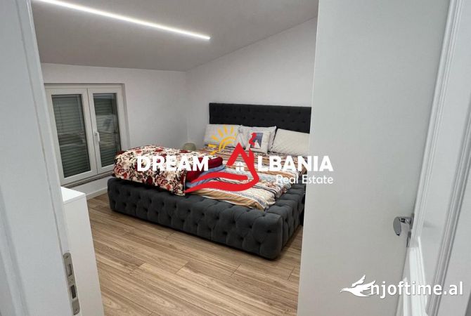 Shtepi me qera Apartament ne Tirane, 3+1, Mobilimi E mobiluar, Pagesa 450  Euro.
